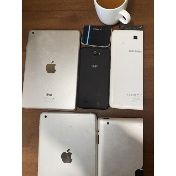 Lot of 12 iPhone iPad Samsung TCL  Plus  Phones & Tablets Parts - Picture 5 of 5